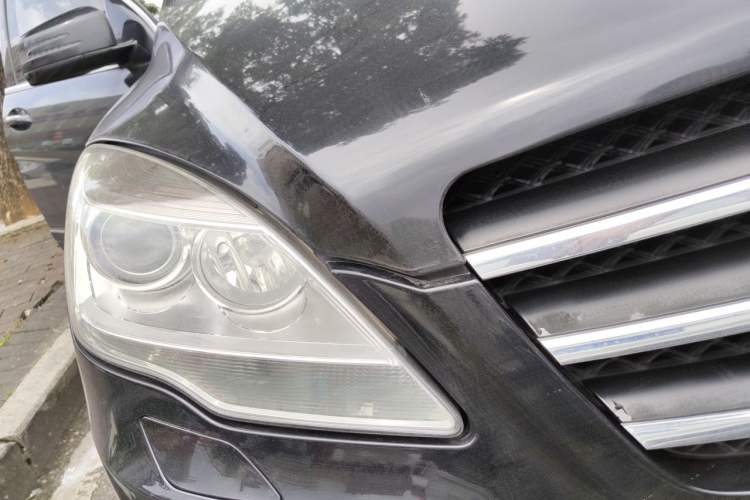 Used Mercedes-Benz R-Class  Right Front Headlight