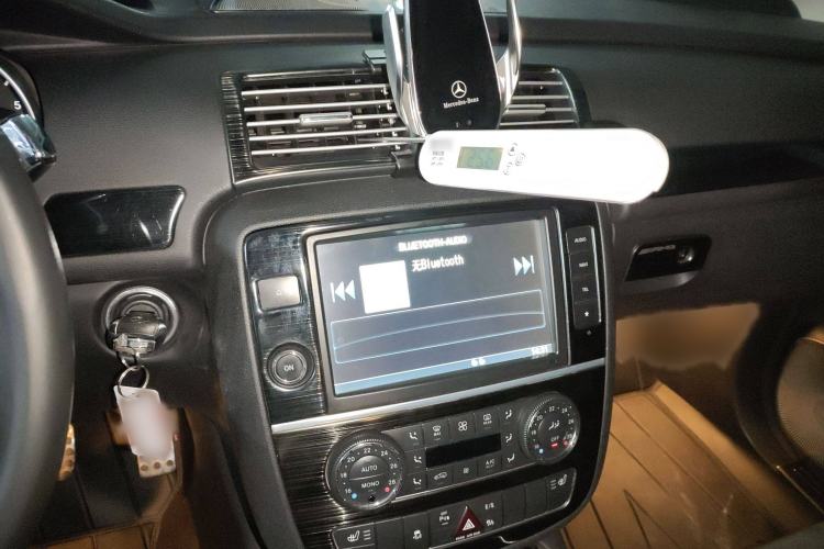 Used Mercedes-Benz R-Class 2014 R 320 4MATIC Business Model Audio And AC Panel