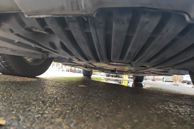 Used Mercedes-Benz R-Class 2014 R 320 4MATIC Business Model Chassis Front