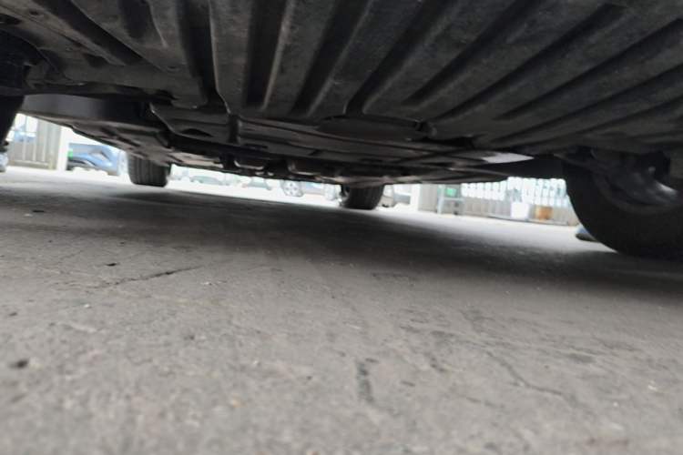 Used Mercedes-Benz R-Class 2014 R 320 4MATIC Business Model Chassis Front