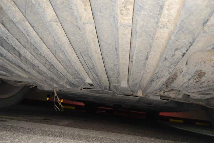Used Mercedes-Benz R-Class 2014 R 400 4MATIC Business Model Chassis Front
