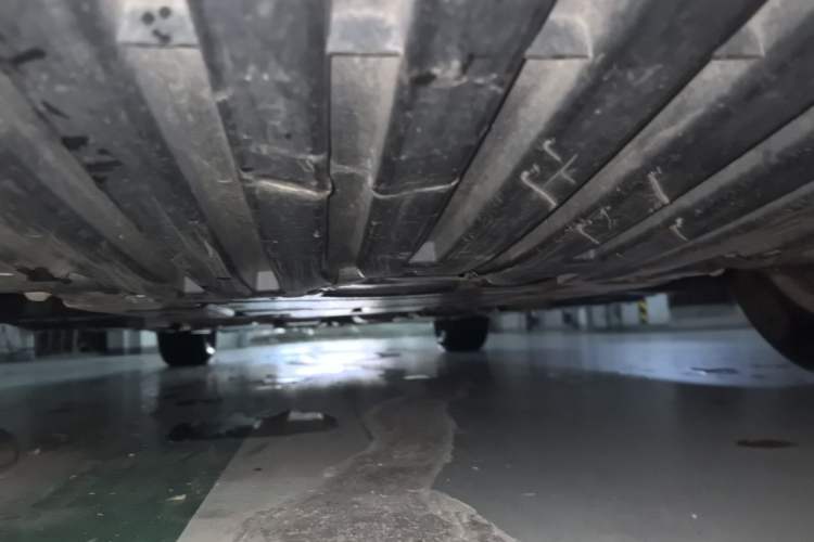 Used Mercedes-Benz R-Class 2014 R 320 4MATIC Luxury Model Chassis Front