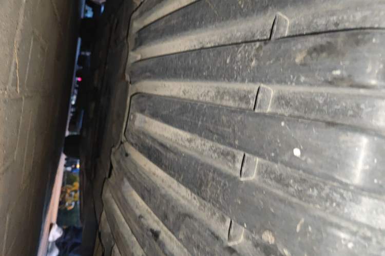 Used Mercedes-Benz R-Class 2014 R 320 4MATIC Business Model Chassis Front