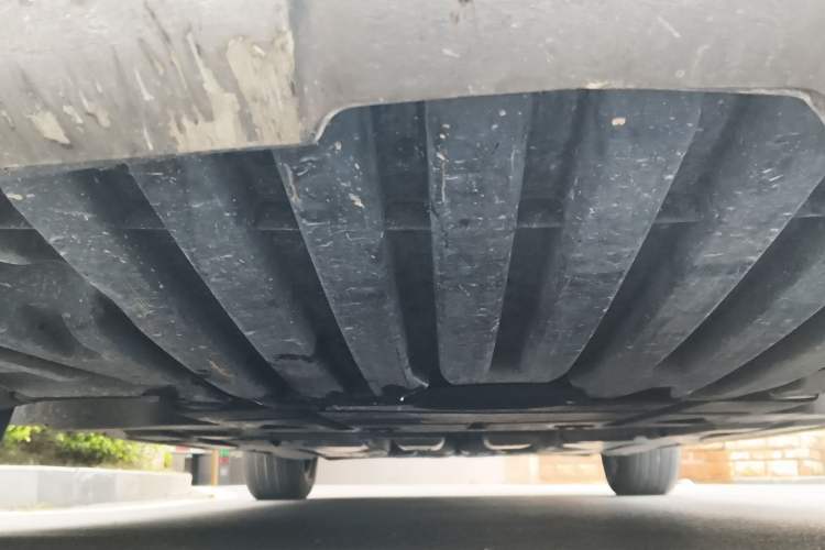 Used Mercedes-Benz R-Class 2014 R 320 4MATIC Business Model Chassis Front
