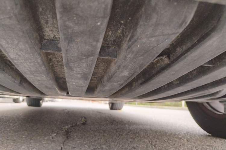Used Mercedes-Benz R-Class 2014 R 320 4MATIC Business Model Chassis Front