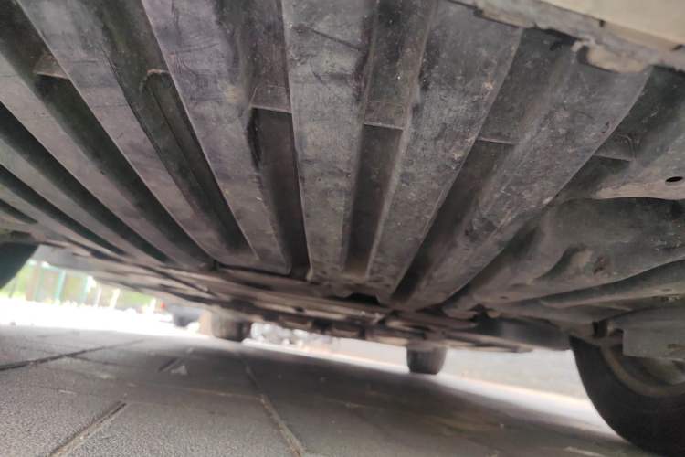Used Mercedes-Benz R-Class 2014 R 320 4MATIC Business Model Chassis Front