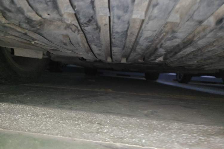 Used Mercedes-Benz R-Class 2014 R 400 4MATIC Business Model Chassis Front