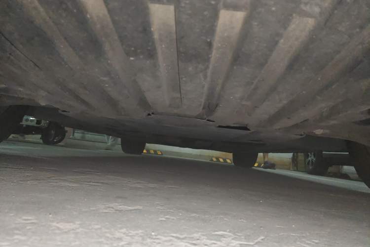 Used Mercedes-Benz R-Class 2014 R 320 4MATIC Business Model Chassis Front