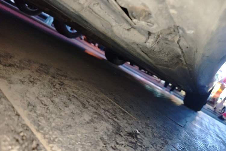Used Mercedes-Benz R-Class 2014 R 320 4MATIC Business Model Chassis Front Left