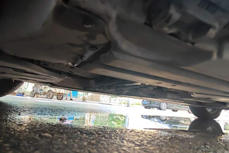 Used Mercedes-Benz R-Class 2014 R 320 4MATIC Business Model Chassis Front Left