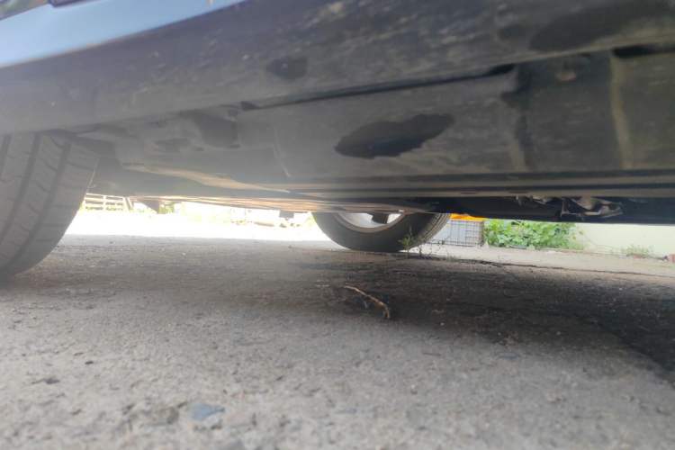 Used Mercedes-Benz R-Class 2014 R 320 4MATIC Luxury Model Chassis Front Left