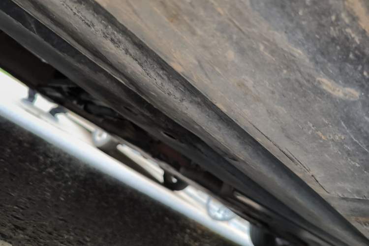 Used Mercedes-Benz R-Class 2014 R 320 4MATIC Business Model Chassis Front Left