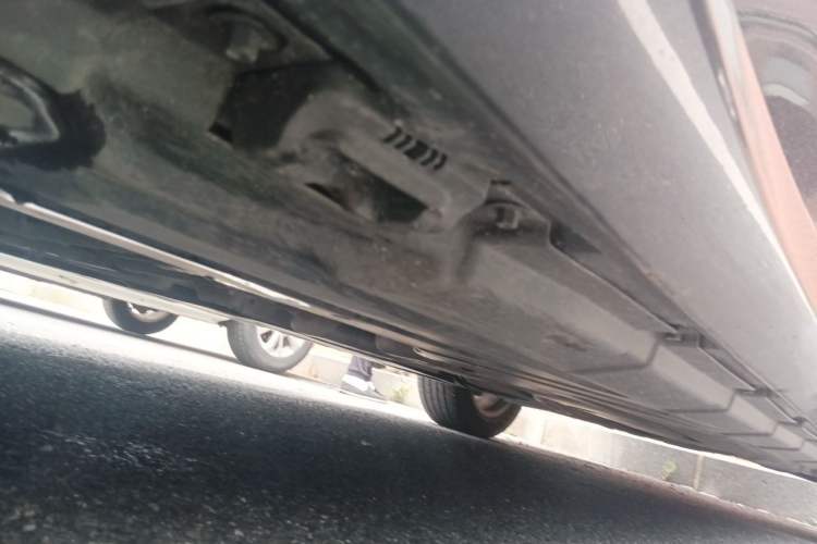 Used Mercedes-Benz R-Class 2014 R 320 4MATIC Business Model Chassis Front Left