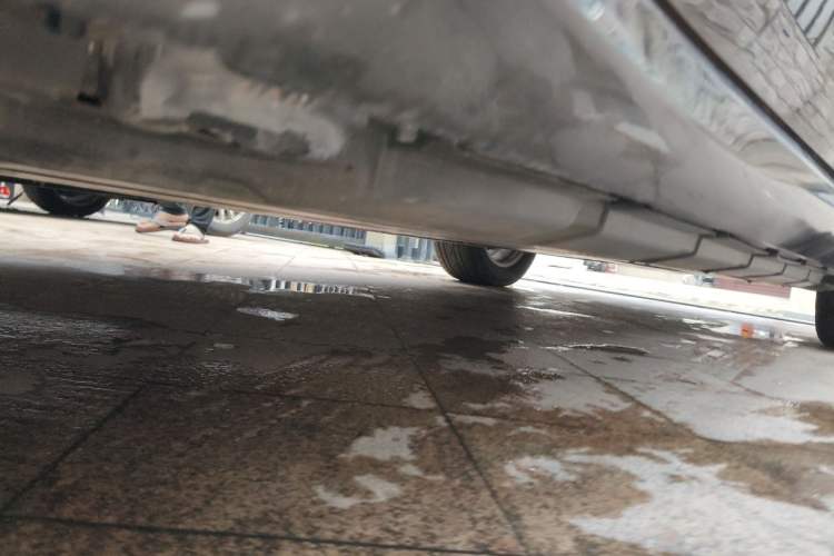 Used Mercedes-Benz R-Class 2014 R 320 4MATIC Business Model Chassis Front Left