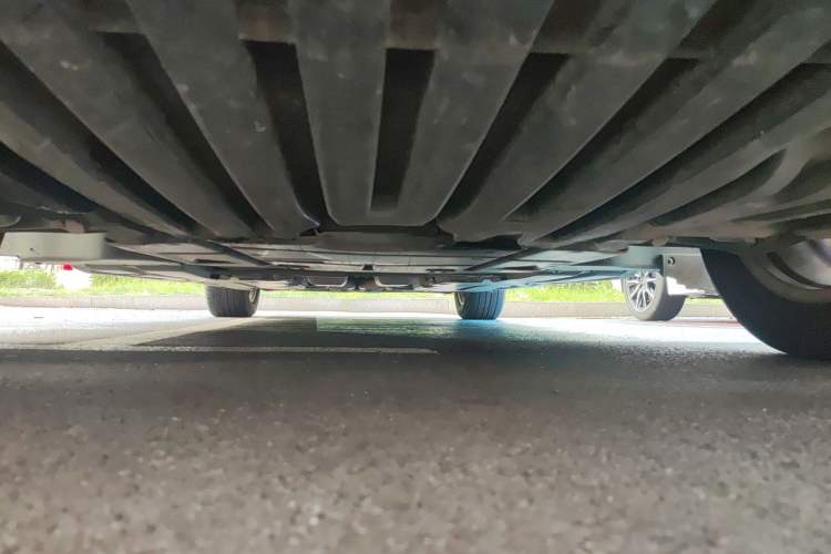 Used Mercedes-Benz R-Class 2014 R 320 4MATIC Business Model Chassis Front
