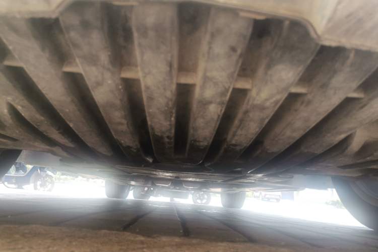 Used Mercedes-Benz R-Class 2014 R 400 4MATIC Business Model Chassis Front