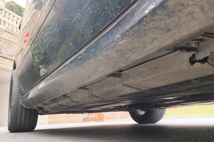 Used Mercedes-Benz R-Class 2014 R 320 4MATIC Business Model Chassis Front Right