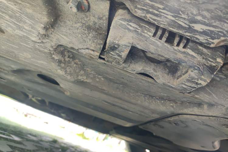 Used Mercedes-Benz R-Class 2014 R 320 4MATIC Business Model Chassis Front Right