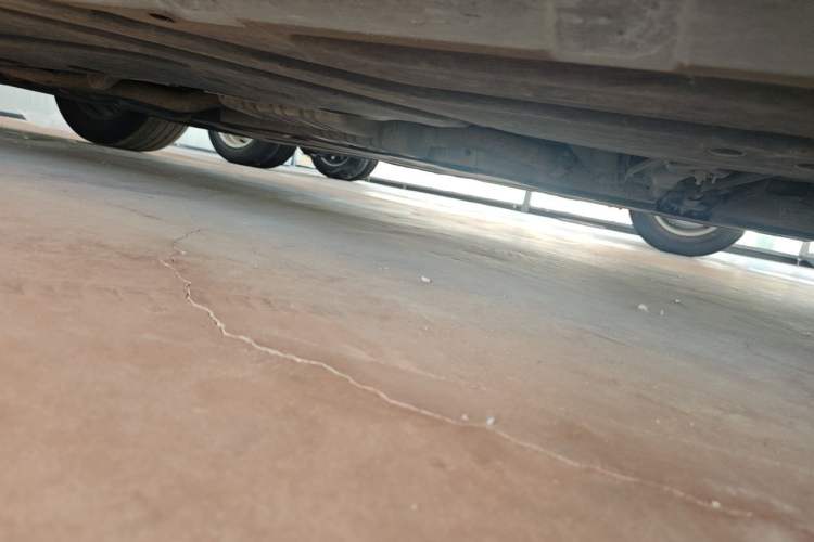 Used Mercedes-Benz R-Class 2014 R 320 4MATIC Business Model Chassis Front Right