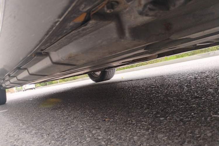 Used Mercedes-Benz R-Class 2014 R 320 4MATIC Business Model Chassis Front Right