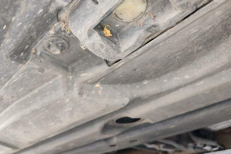 Used Mercedes-Benz R-Class 2014 R 320 4MATIC Business Model Chassis Front Right