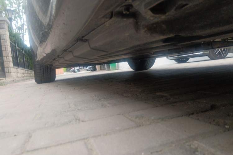 Used Mercedes-Benz R-Class 2014 R 320 4MATIC Business Model Chassis Front Right