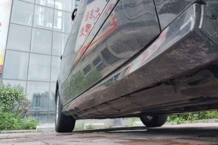 Used Mercedes-Benz R-Class 2014 R 320 4MATIC Business Model Chassis Front Right