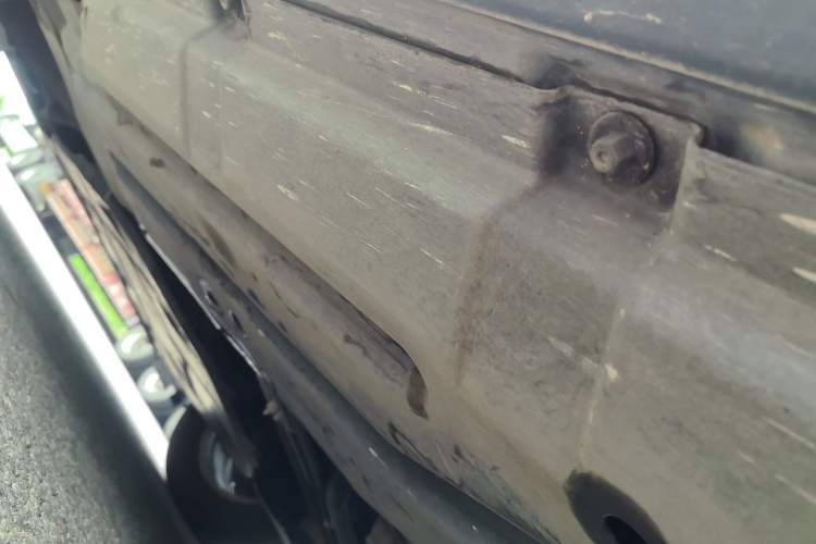 Used Mercedes-Benz R-Class 2014 R 320 4MATIC Business Model Chassis Front Right