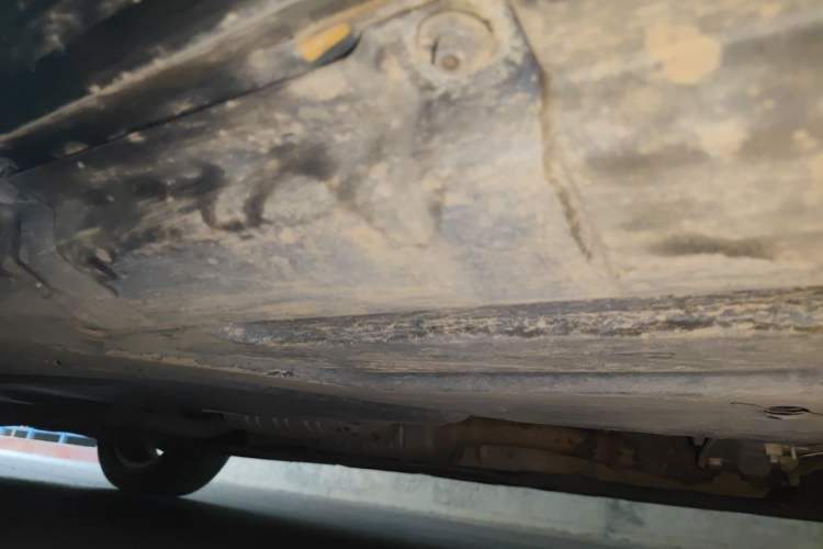 Used Mercedes-Benz R-Class 2014 R 400 4MATIC Business Model Chassis Front Right