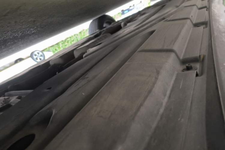 Used Mercedes-Benz R-Class 2014 R 320 4MATIC Business Model Chassis Front Right