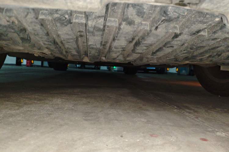 Used Mercedes-Benz R-Class 2014 R 400 4MATIC Business Model Chassis Front