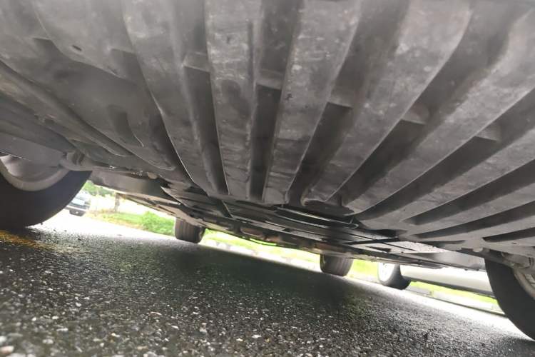 Used Mercedes-Benz R-Class 2014 R 320 4MATIC Business Model Chassis Front