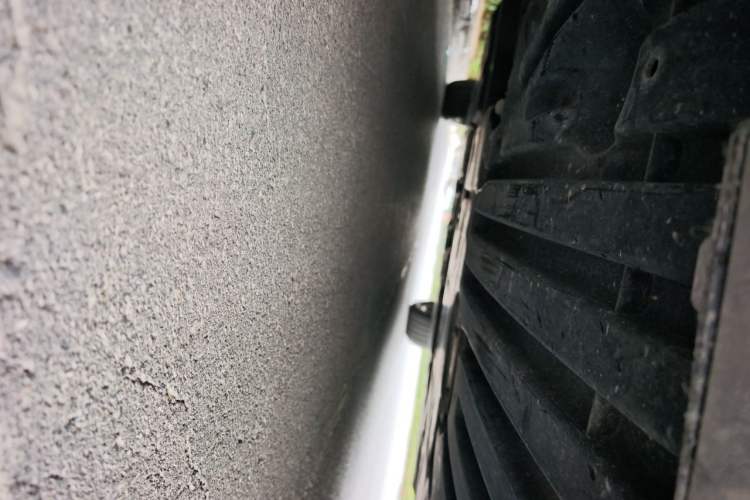 Used Mercedes-Benz R-Class 2014 R 320 4MATIC Business Model Chassis Front