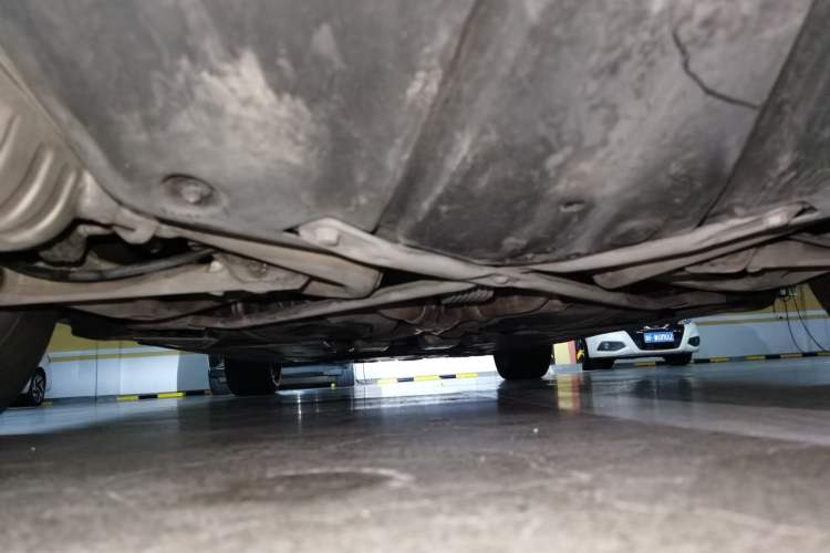 Used Mercedes-Benz R-Class 2014 R 320 4MATIC Business Model Chassis Rear