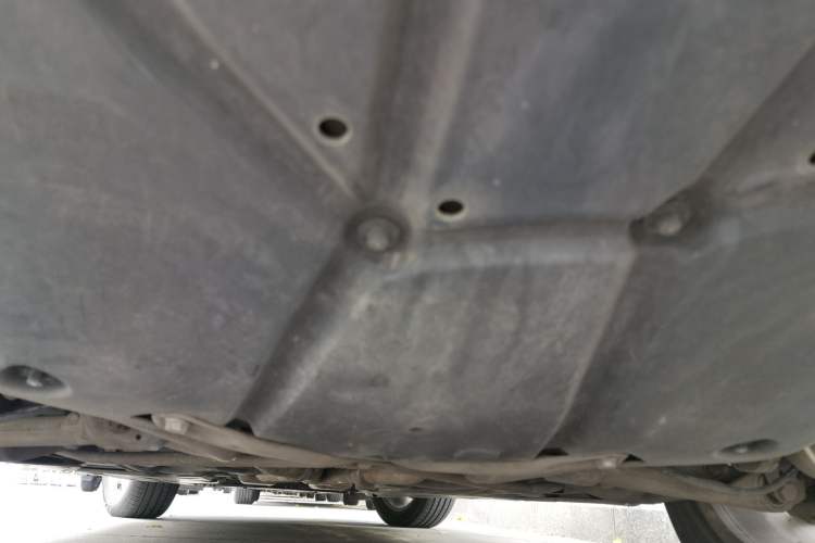 Used Mercedes-Benz R-Class 2014 R 320 4MATIC Luxury Model Chassis Rear