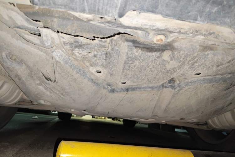 Used Mercedes-Benz R-Class 2014 R 400 4MATIC Business Model Chassis Rear