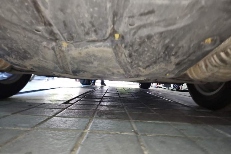 Used Mercedes-Benz R-Class 2014 R 320 4MATIC Business Model Chassis Rear