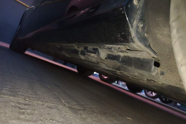 Used Mercedes-Benz R-Class 2014 R 320 4MATIC Business Model Chassis Rear Left