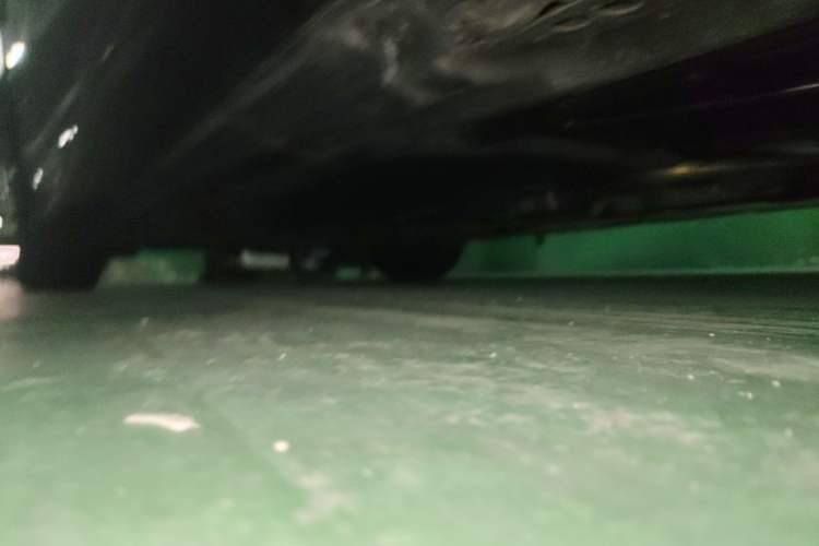Used Mercedes-Benz R-Class 2014 R 320 4MATIC Business Model Chassis Rear Left