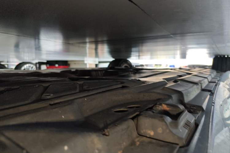 Used Mercedes-Benz R-Class 2014 R 320 4MATIC Business Model Chassis Rear Left
