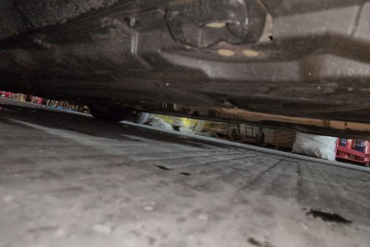 Used Mercedes-Benz R-Class 2014 R 320 4MATIC Business Model Chassis Rear Left
