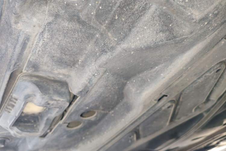 Used Mercedes-Benz R-Class 2014 R 320 4MATIC Business Model Chassis Rear Left