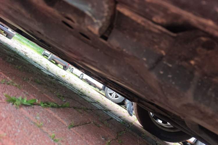 Used Mercedes-Benz R-Class 2014 R 320 4MATIC Business Model Chassis Rear Left