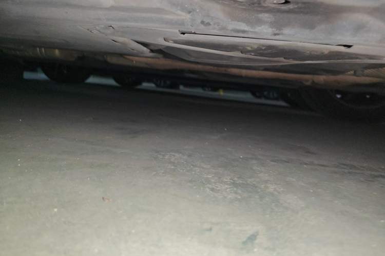 Used Mercedes-Benz R-Class 2014 R 400 4MATIC Business Model Chassis Rear Left