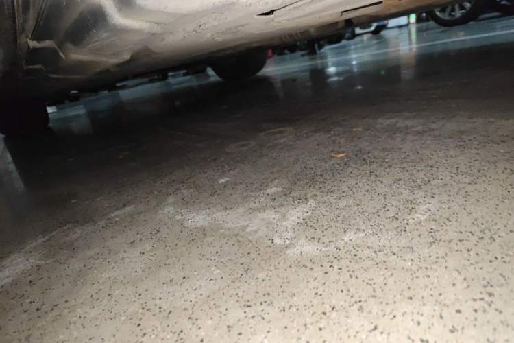 Used Mercedes-Benz R-Class 2014 R 400 4MATIC Business Model Chassis Rear Left