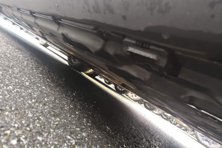Used Mercedes-Benz R-Class 2014 R 320 4MATIC Business Model Chassis Rear Left