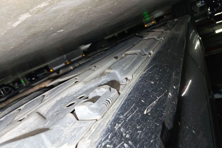 Used Mercedes-Benz R-Class 2014 R 320 4MATIC Business Model Chassis Rear Left