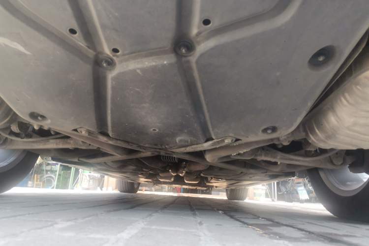 Used Mercedes-Benz R-Class 2014 R 400 4MATIC Business Model Chassis Rear