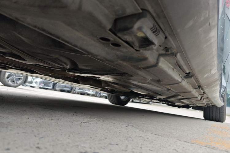 Used Mercedes-Benz R-Class 2014 R 320 4MATIC Business Model Chassis Rear Right