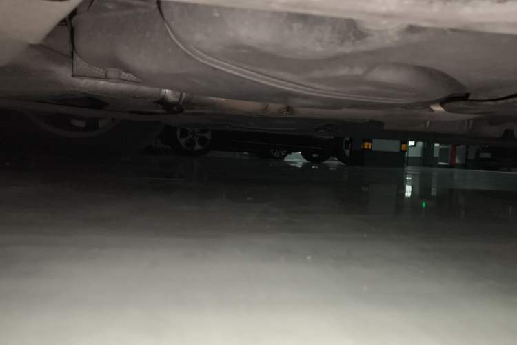 Used Mercedes-Benz R-Class 2014 R 320 4MATIC Business Model Chassis Rear Right